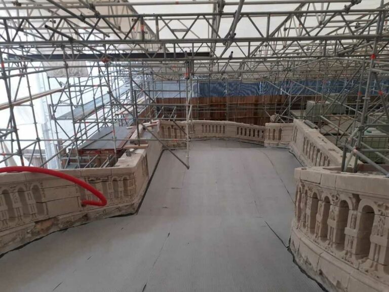 Château de Fontainebleau – étanchéité de l’escalier en Fer-à-Cheval (EPDM)